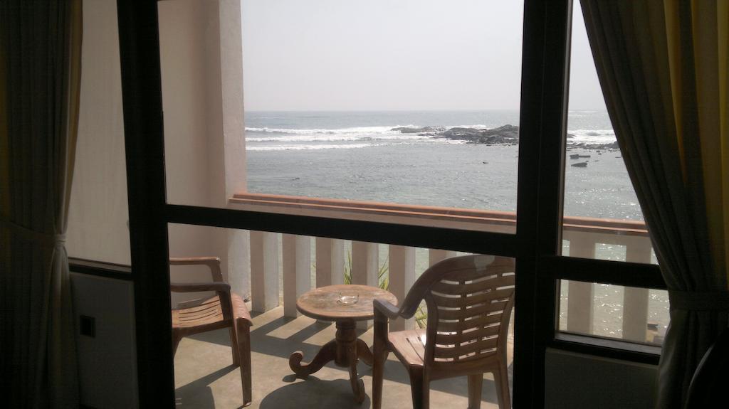 Miltons Beach Resort أونا واتونا الغرفة الصورة
