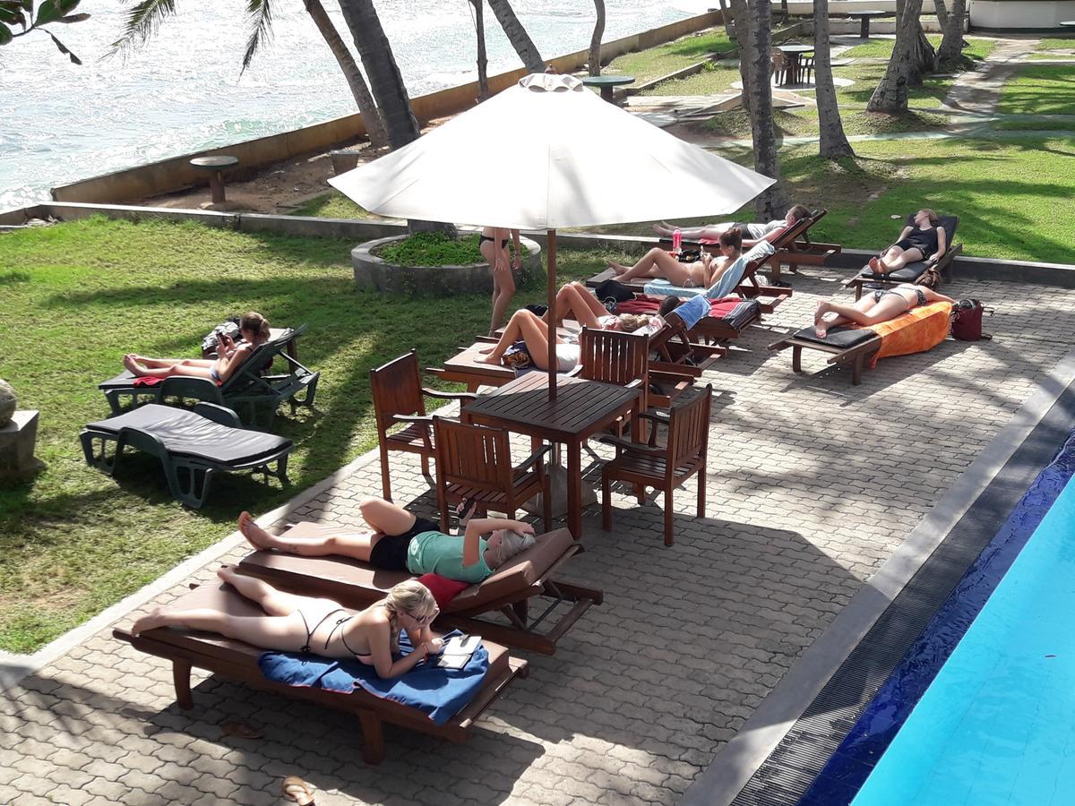 Miltons Beach Resort أونا واتونا المظهر الخارجي الصورة