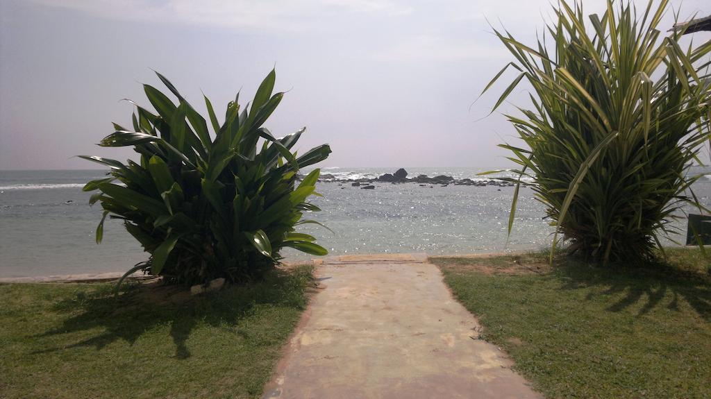 Miltons Beach Resort أونا واتونا المظهر الخارجي الصورة